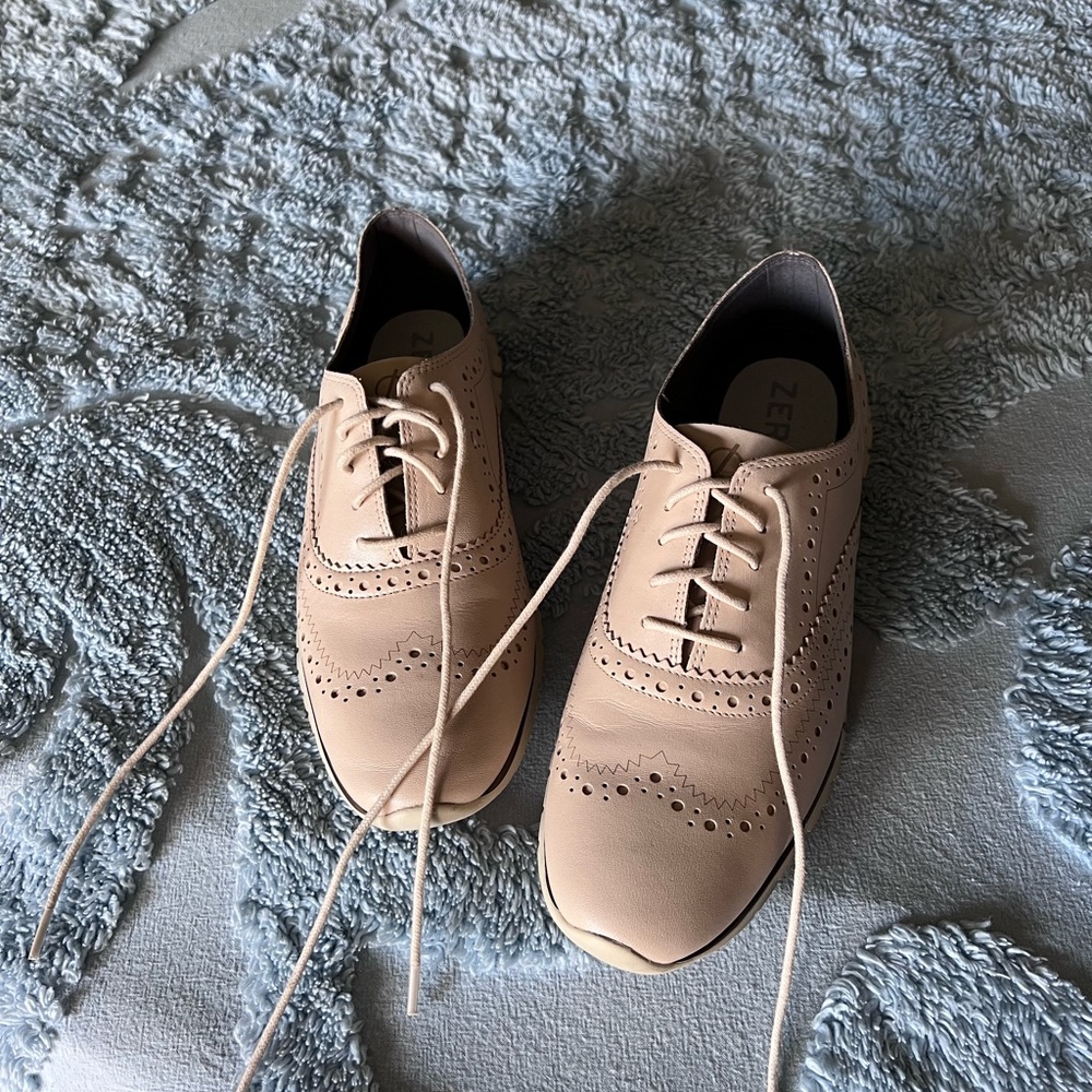 Cole Haan loafers, sz 8 light beige leather
